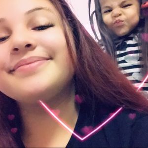 Meet your Posher, Isabel